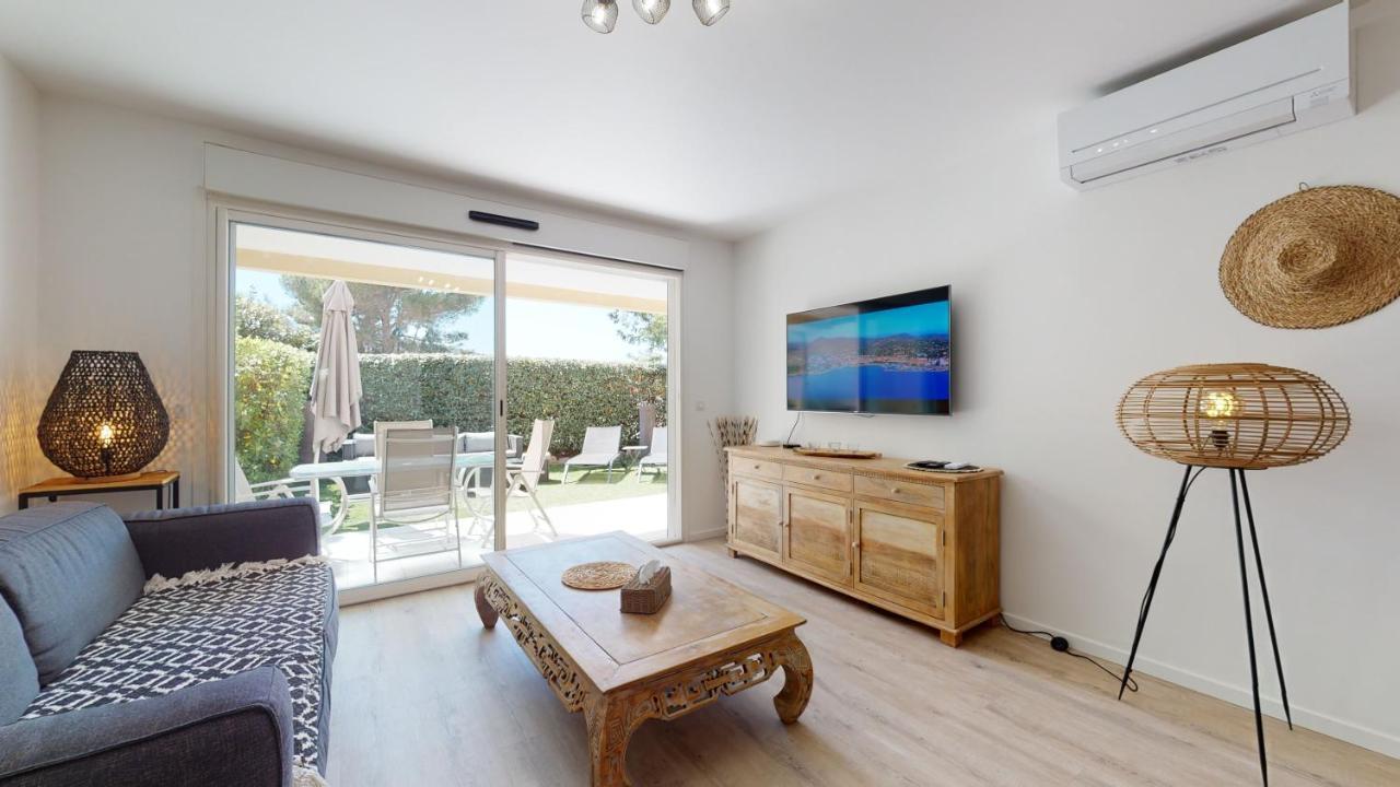Appartement T2 : Jardin, Piscine, Parking à Sainte-Maxime Exterior foto