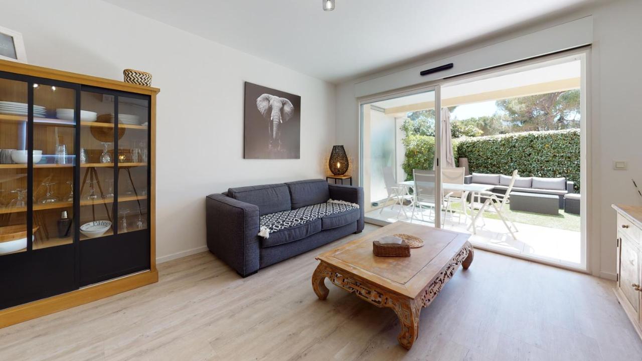Appartement T2 : Jardin, Piscine, Parking à Sainte-Maxime Exterior foto