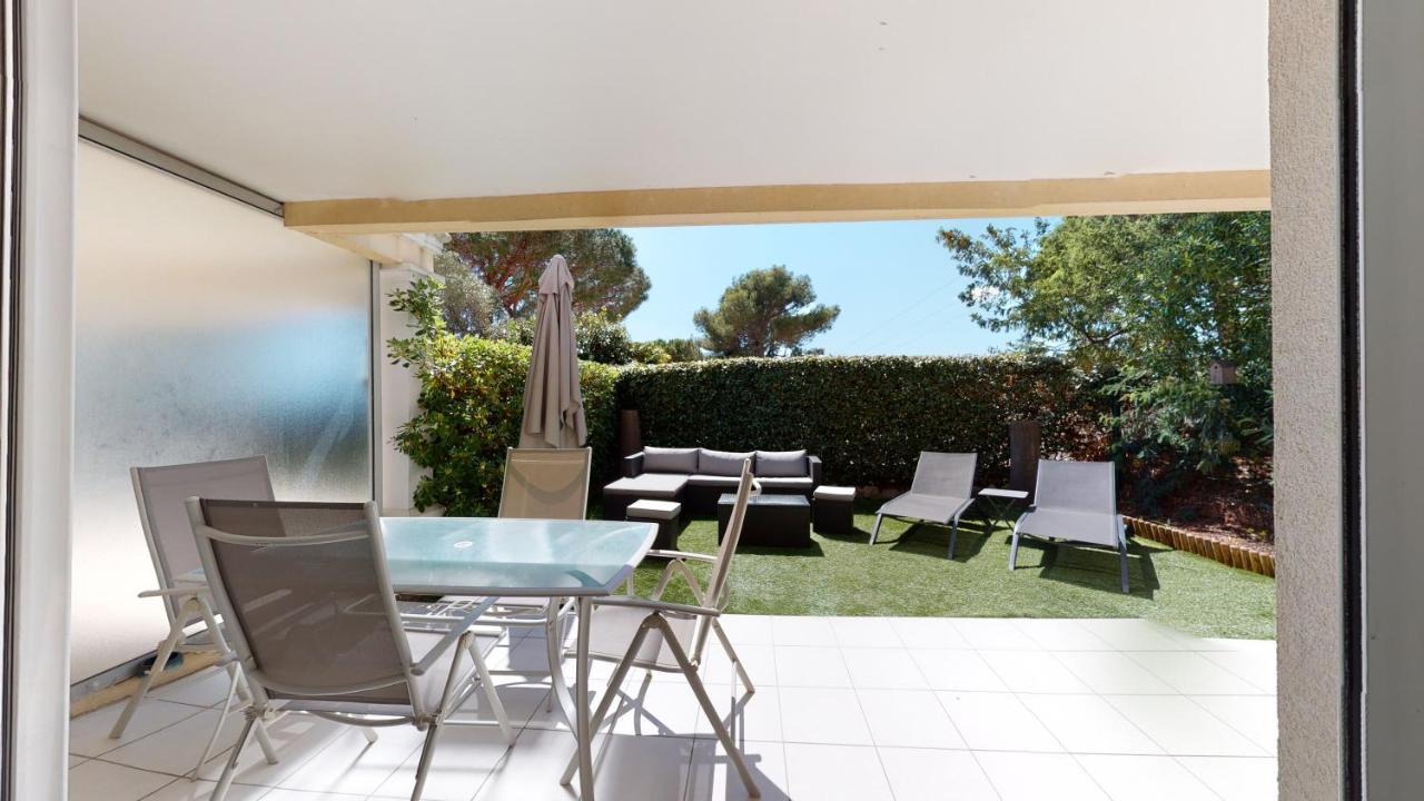 Appartement T2 : Jardin, Piscine, Parking à Sainte-Maxime Exterior foto